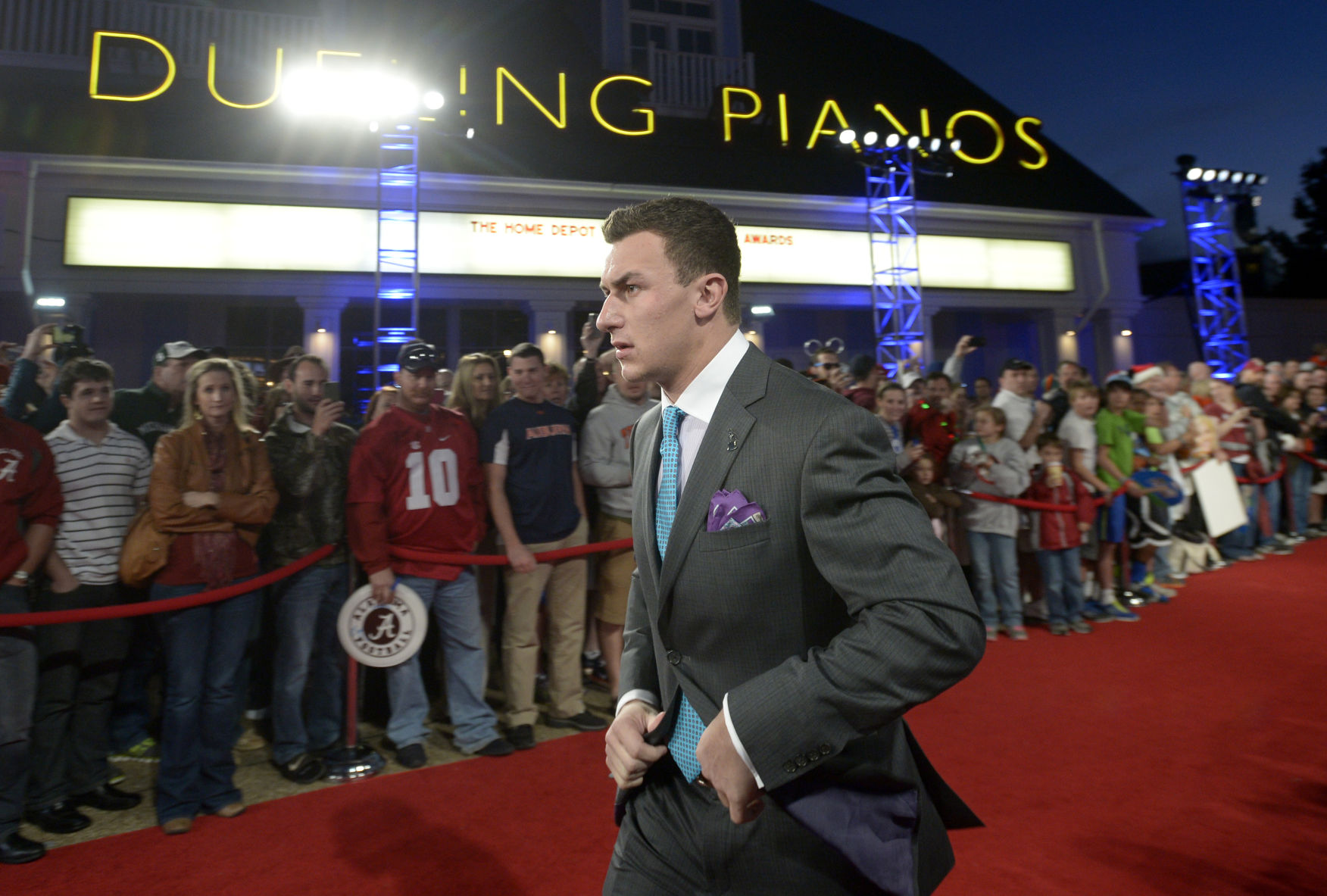 Aggies suffer shutout at college football awards show